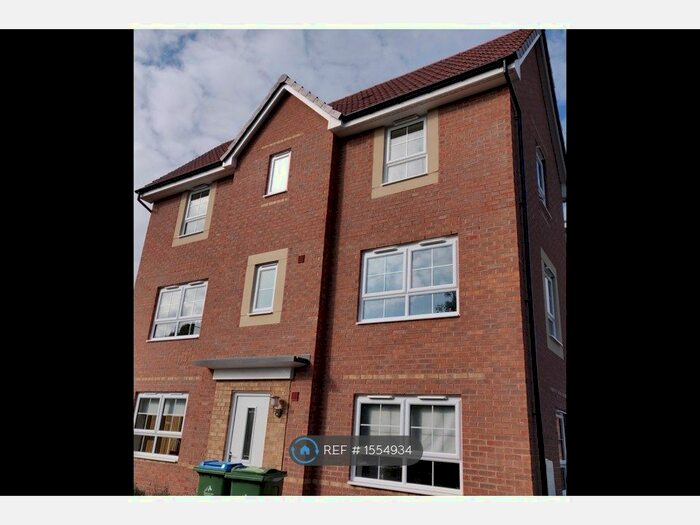 5 Bedroom Semi-Detached House To Rent In Goldcrest Walk, Coventry, CV4