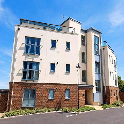 1 Bedroom Flat To Rent In Wordsworth House Liverymen Walk, Greenhithe, Kent, DA9
