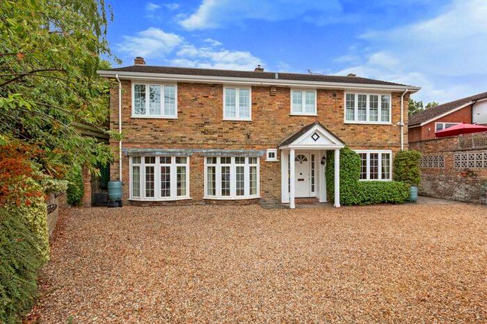 5 Bedroom Detached House For Sale In Stock Lane, Whaddon, MK17