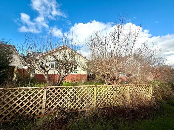 2 Bedroom Detached Bungalow To Rent In Creedy Road, Crediton, EX17