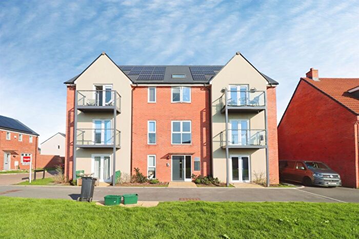 1 Bedroom Flat For Sale In Tulip Road, Emersons Green, Bristol, BS16