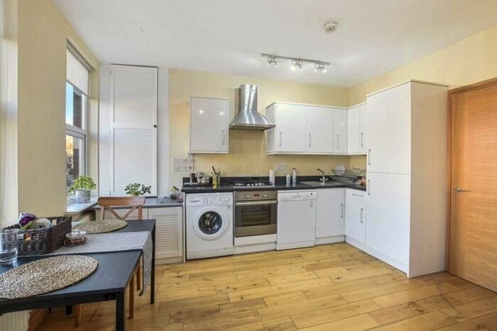 1 Bedroom Flat To Rent In High Road, East Finchley, London, N2