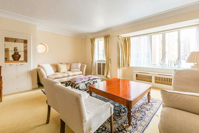 2 Bedroom Flat To Rent In Prince Albert Road, St John's Wood, London, NW8