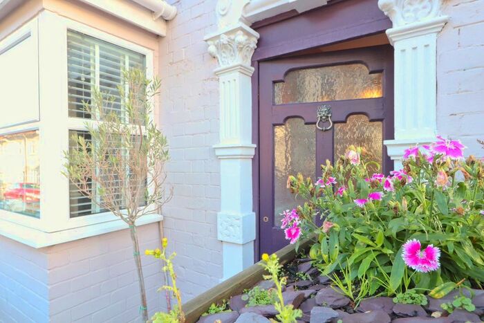 2 Bedroom Property To Rent In Agate Street, Bristol, BS3