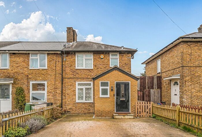 2 Bedroom End Terrace House For Sale In Peterborough Road, Carshalton, SM5