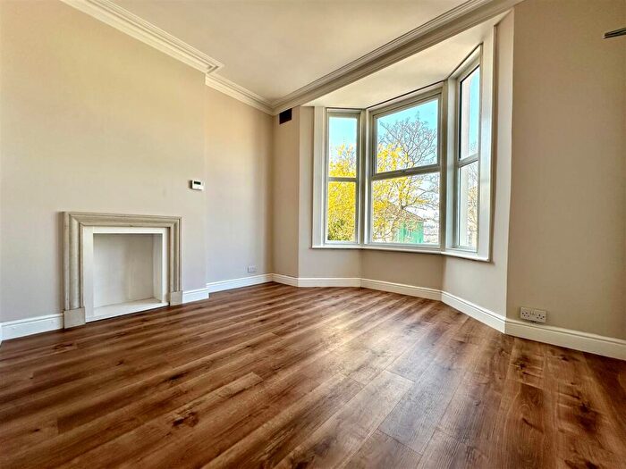 1 Bedroom Flat To Rent In Ditchling Road, Brighton, BN1