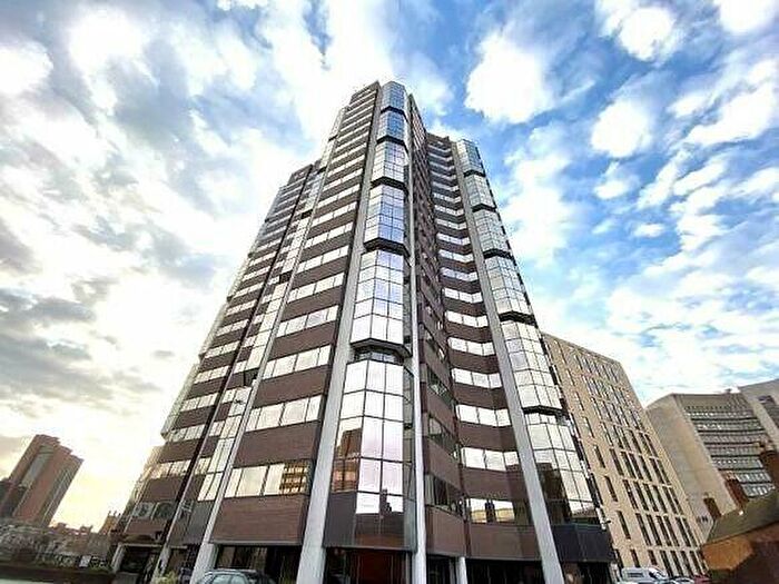 1 Bedroom Flat To Rent In Metropolitan House, Hagley Road, Birmingham, B16