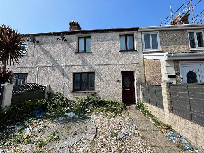 3 Bedroom Terraced House For Sale In Heol Tregoning, Llanelli, SA15
