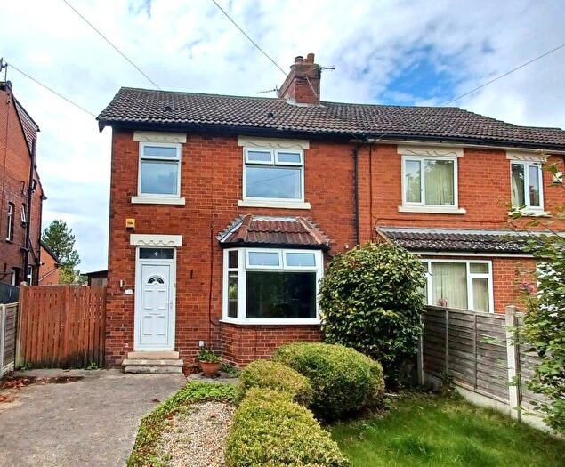 3 Bedroom Semi-Detached House To Rent In Talbot Road, Leeds, West Yorkshire, LS8
