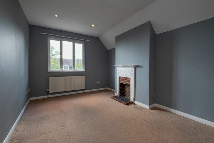 1 Bedroom Flat To Rent In Streatham High Road, London, SW16