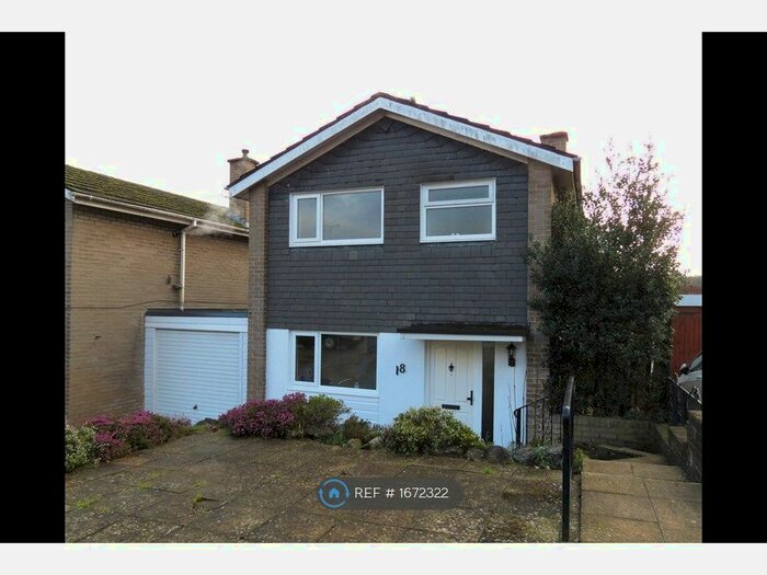 3 Bedroom Detached House To Rent In Broomfield Road, Reading, RG30