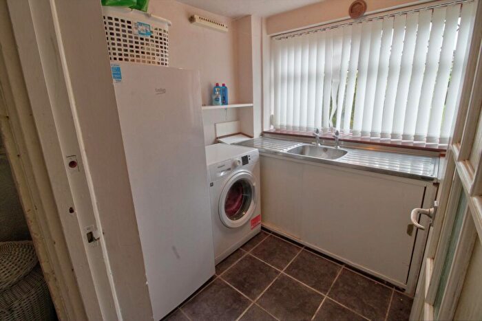 3 Bedroom End Of Terrace House For Sale In Home Close, Harlow, CM20