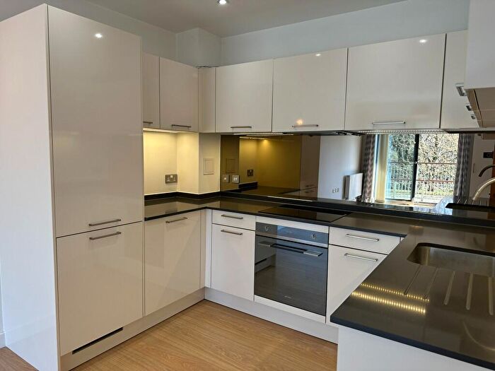 1 Bedroom Flat To Rent In Madeira Road, Bournemouth, Dorset, BH1