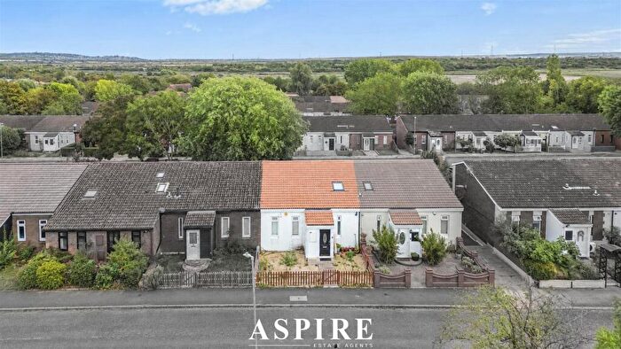3 Bedroom Terraced House For Sale In Timbermans View, Basildon, SS16