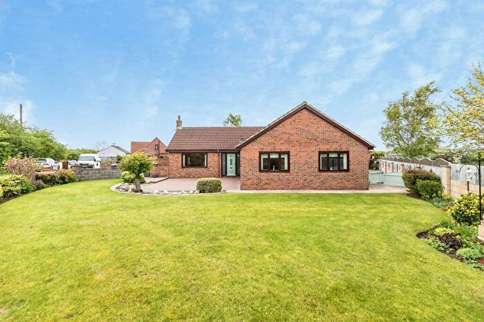 3 Bedroom Detached Bungalow For Sale In Station Road, Hensall, Goole, DN14