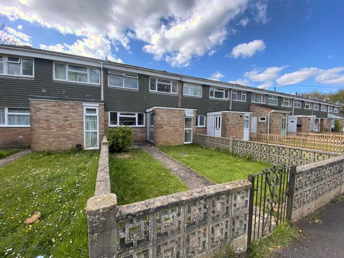 3 Bedroom House To Rent In Chippenham, SN14