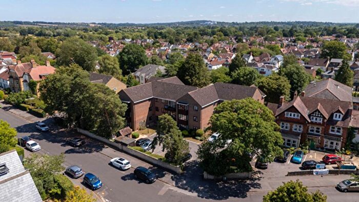 3 Bedroom Flat For Sale In Hernes Road, The Firs Hernes Road, OX2