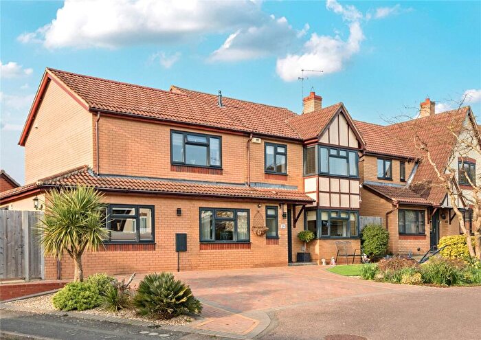 6 Bedroom Detached House For Sale In St Crispin Road, Earls Barton, Northampton, Northamptonshire, NN6