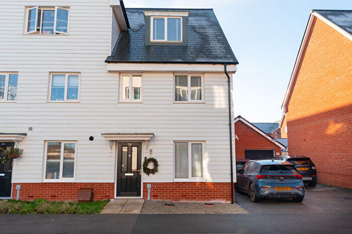 3 Bedroom Semi Detached House For Sale In Smith Way, Canterbury, CT1
