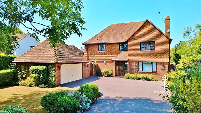 4 Bedroom Detached House For Sale In Turpins Lane, Frinton-On-Sea, CO13
