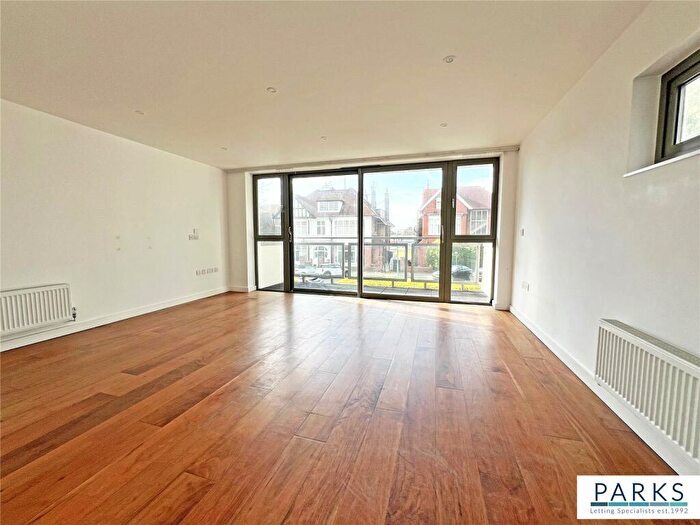 2 Bedroom Apartment To Rent In Palmeira Avenue, Hove, East Sussex, BN3