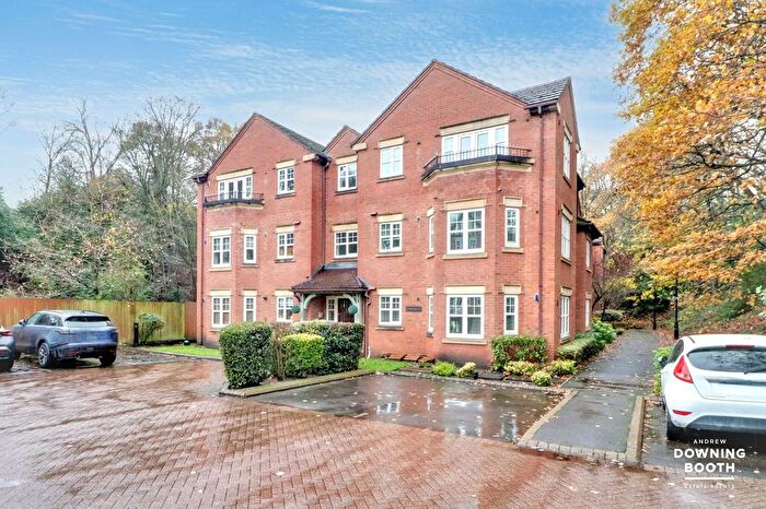 2 Bedroom Flat For Sale In Horsley Road, Streetly, Sutton Coldfield, B74