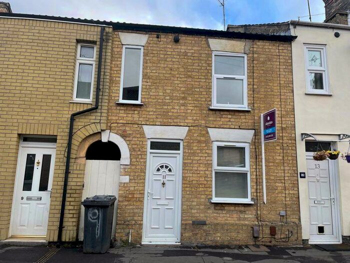 3 Bedroom Terraced House To Rent In Palmerston Road, Peterborough, PE2