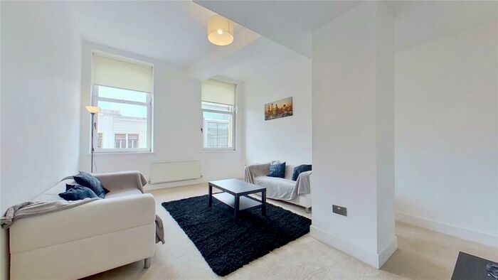 2 Bedroom Apartment To Rent In Buchanan Street, Glasgow, G1