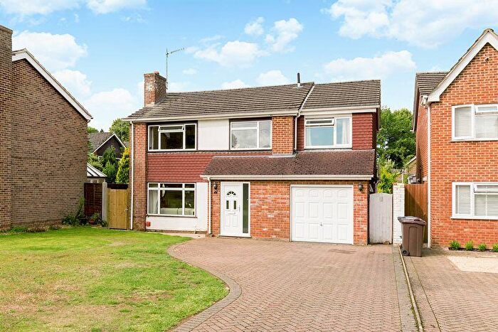 4 Bedroom Detached House To Rent In Four Bedroom Family Home, GU7