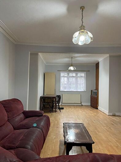 3 Bedroom Terraced House To Rent In Northbrook Road, Ilford, Redbridge, IG1