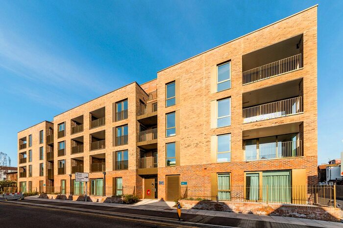 2 Bedroom Flat To Rent In The Oakwood, Colina Road, London, N15