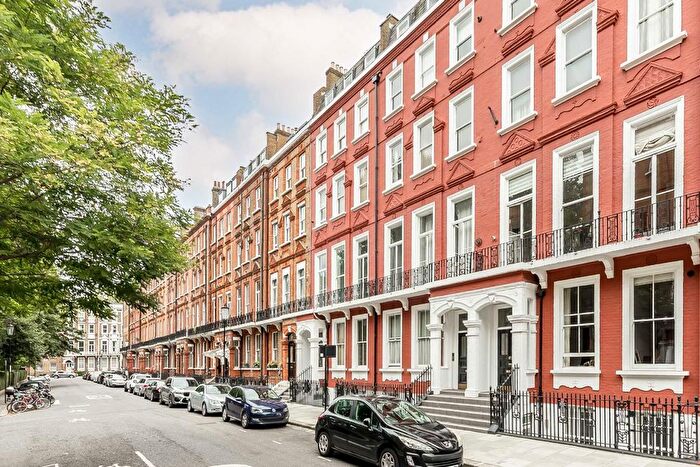 1 Bedroom Flat To Rent In Nevern Square, Earls Court, SW5