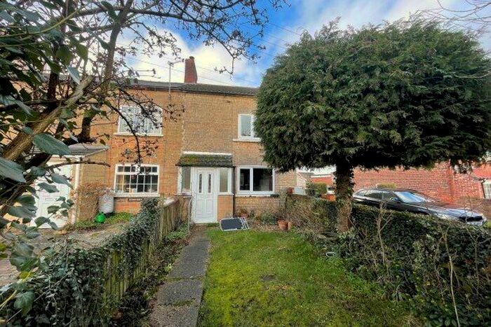 3 Bedroom End Of Terrace House To Rent In Wood Lane, Nottingham, NG15