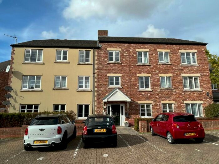 2 Bedroom Flat To Rent In Poseidon Close, Swindon, SN25