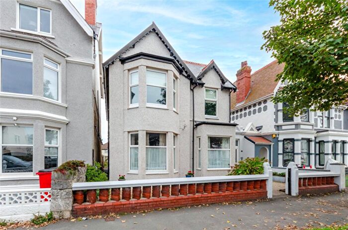 2 Bedroom Apartment For Sale In Great Ormes Road, Llandudno, Conwy, LL30