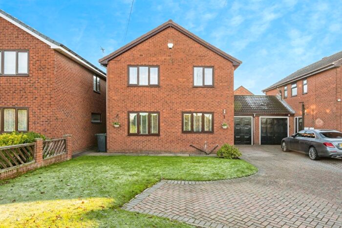 4 Bedroom Detached House For Sale In Old Thorne Road, Hatfield, Doncaster, DN7