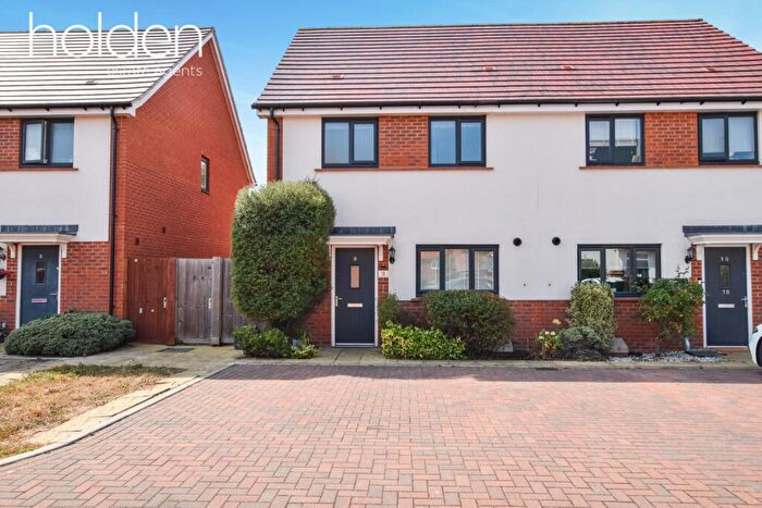 3 Bedroom Semi-Detached House For Sale In Corbett Place, Maldon, CM9