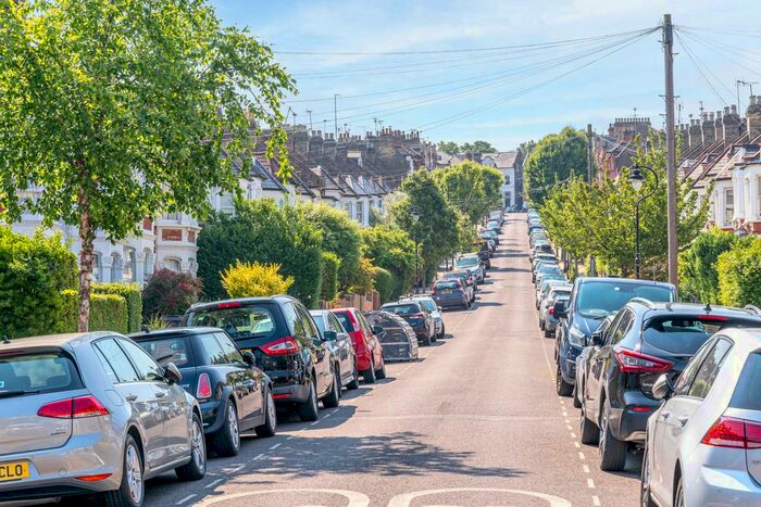 3 Bedroom Flat To Rent In Nelson Road, Crouch End, London, N8