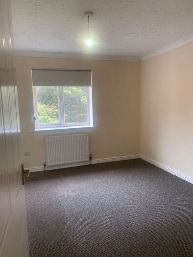 2 Bedroom Terraced House To Rent In Dahlia Gardens, Ilford, IG1