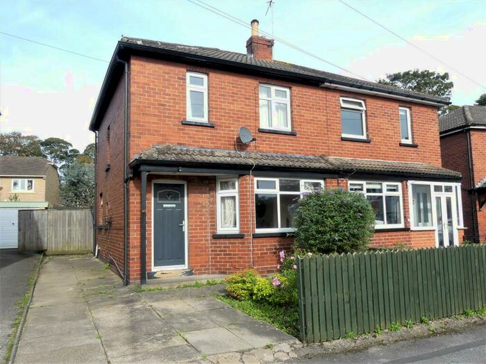3 Bedroom Semi-Detached House To Rent In Oatlands Drive, Otley, LS21
