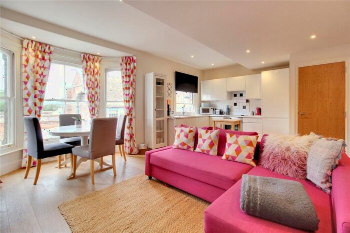 1 Bedroom Apartment For Sale In High Street, Southwold, Suffolk, IP18