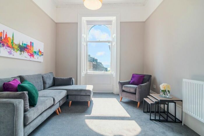 2 Bedroom Flat To Rent In High Street, City Centre, Dundee, DD1