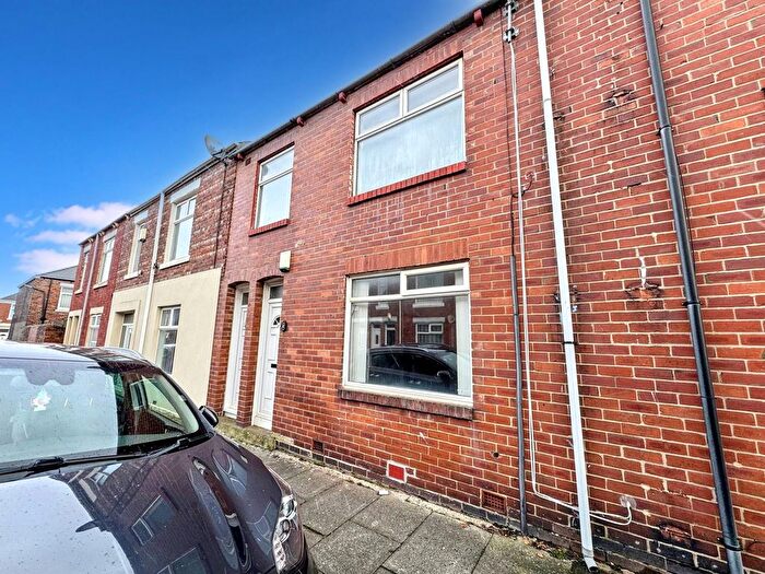 1 Bedroom Flat For Sale In Howe Street, Hebburn, NE31