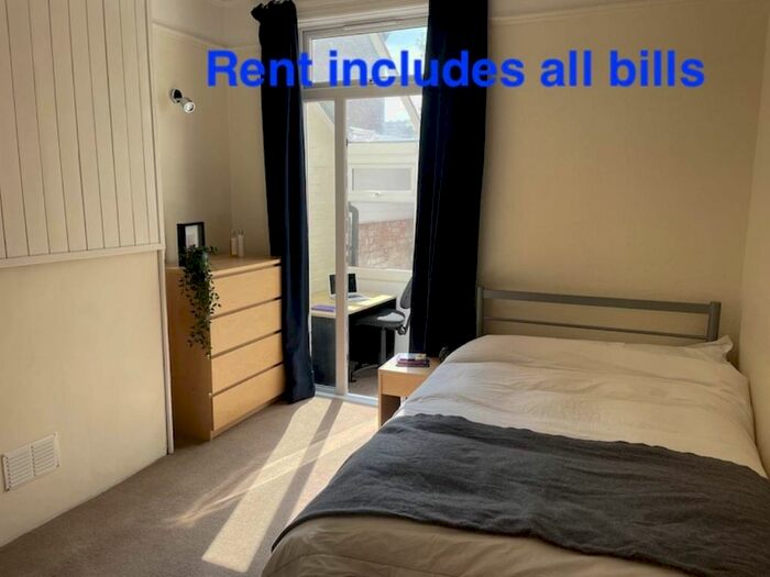 4 Bedroom Terraced House To Rent In Monks Road, Exeter, EX4