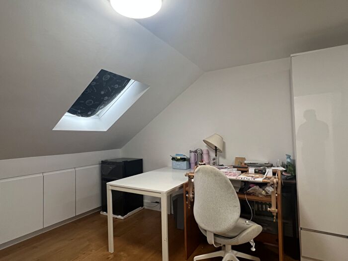 1 Bedroom Property To Rent In Lingfield Avenue, Kingston Upon Thames, KT1
