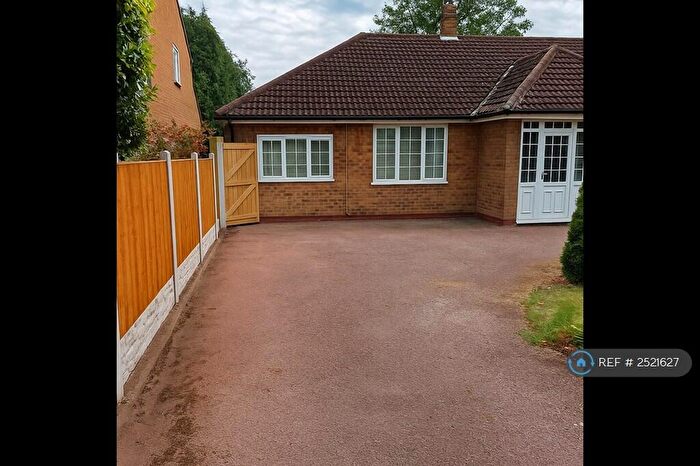 3 Bedroom Bungalow To Rent In Little Sutton Road, Sutton Coldfield, B75