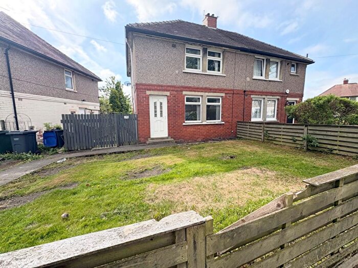 2 Bedroom Semi-Detached House To Rent In Wood Lane, Bradford, West Yorkshire, BD2