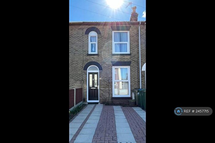 2 Bedroom Terraced House To Rent In Millbrook Road East, Southampton, SO15
