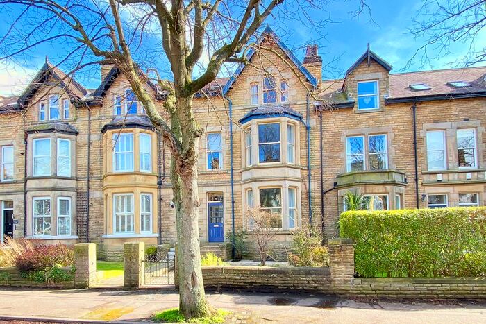 6 Bedroom Terraced House To Rent In Franklin Road, Harrogate, HG1