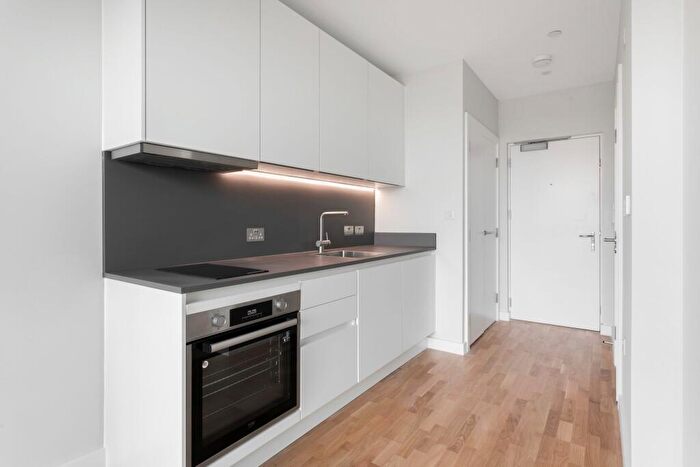 Flat To Rent In Premier House, Canning Road, HA3